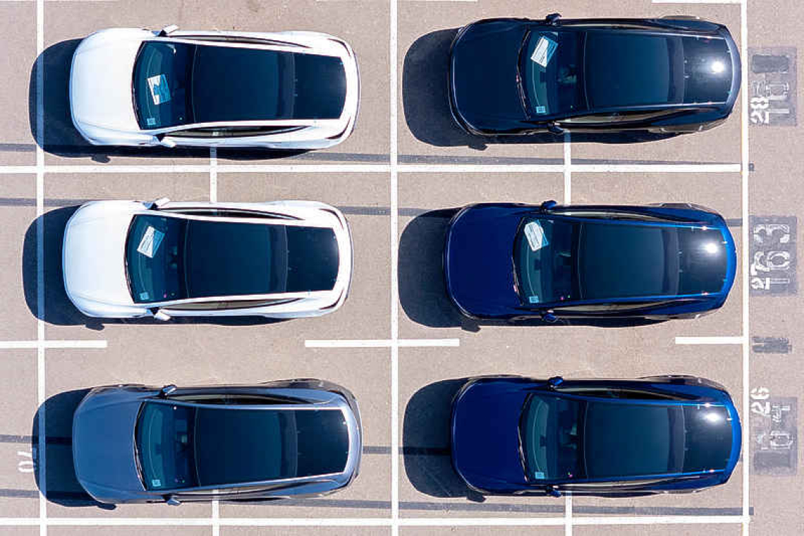 Robust consumer spending, rising exports  fuel US economic growth in third quarter